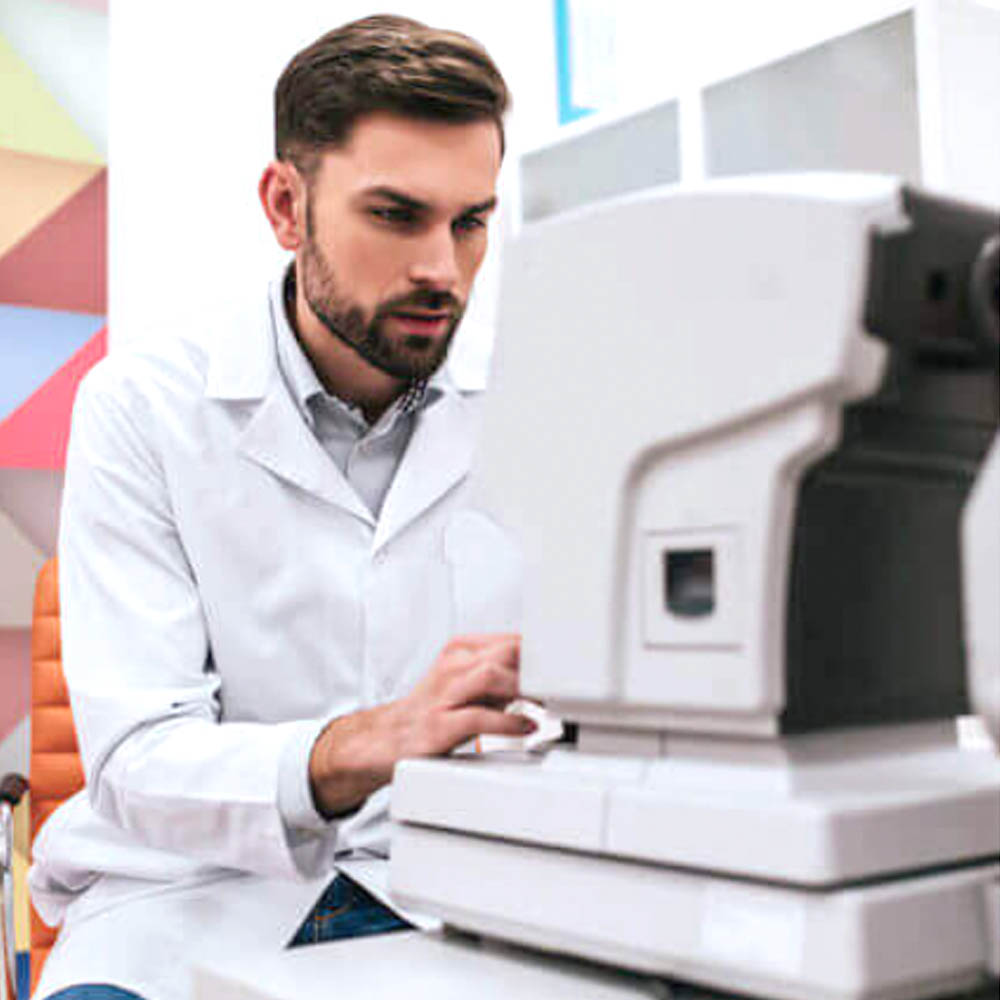 optometrist in Hudson